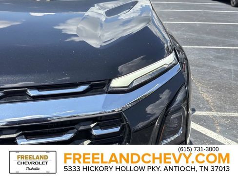 Used 2025 Chevrolet Equinox LT w/ Convenience Package II AWD/4WD image 10