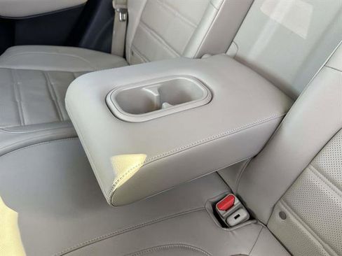 Used 2017 Honda CR-V EX-L image 9