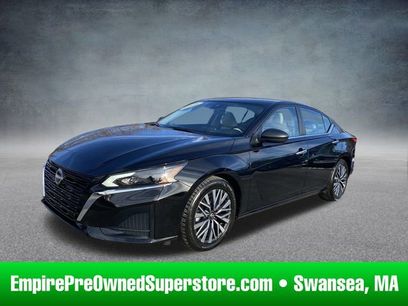 Used 2025 Nissan Altima 2.5 SV