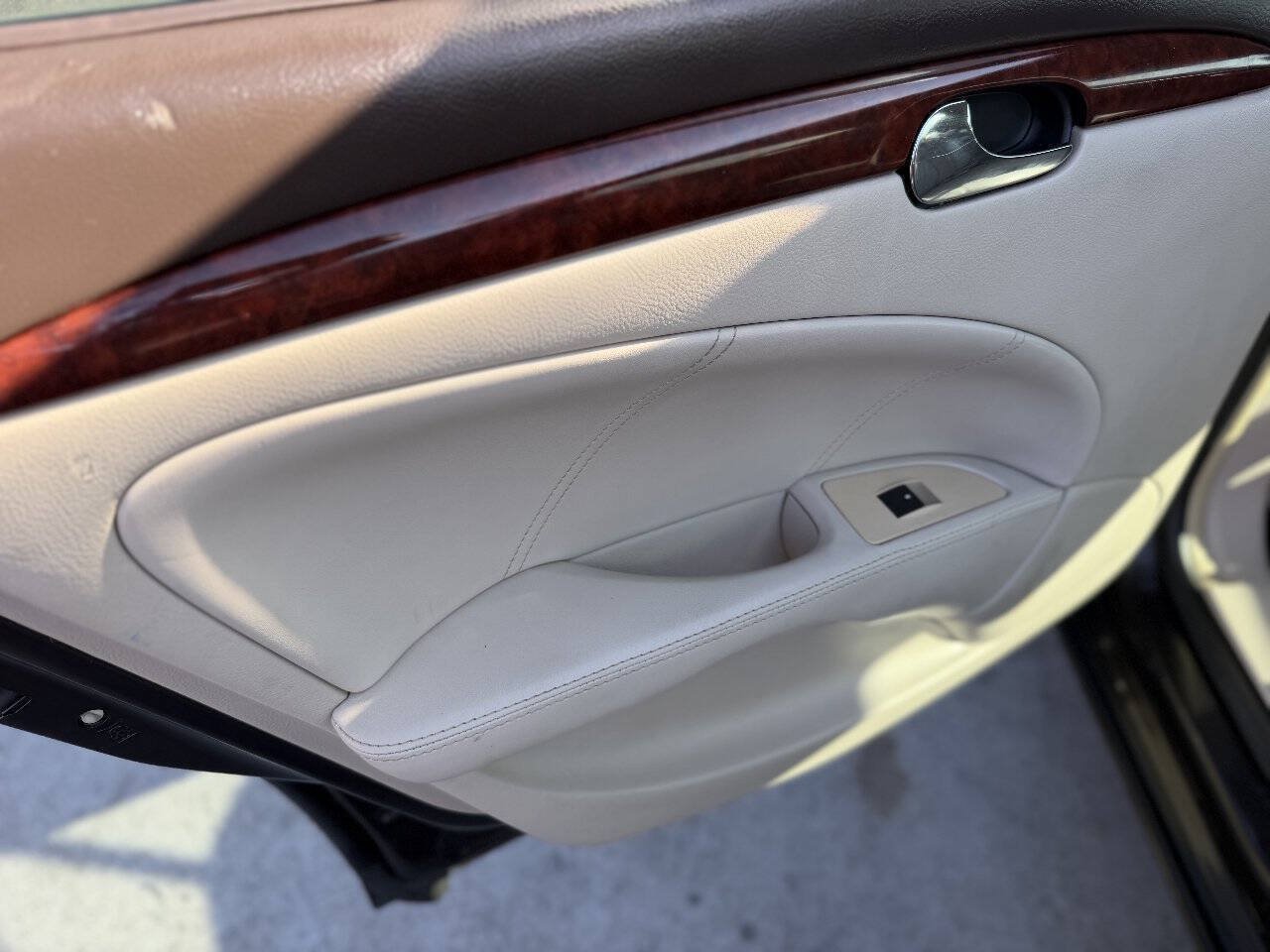 Used 2008 Buick Lucerne CXL w/ Ultra Confidence Package FWD image 22