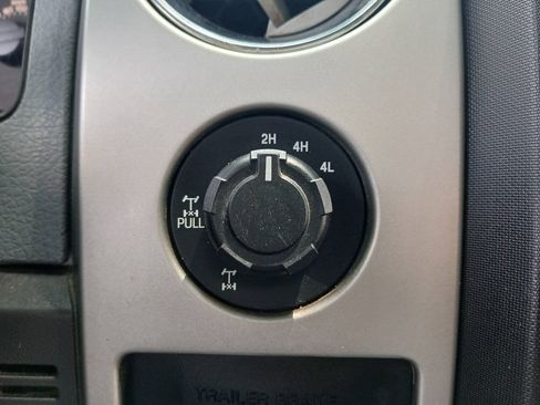 Used 2014 Ford F150 XLT w/ Equipment Group 302A Luxury AWD/4WD image 16