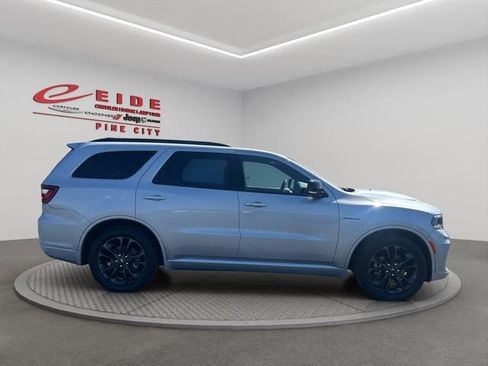 Used 2024 Dodge Durango R/T AWD/4WD image 7