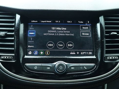 Used 2020 Chevrolet Trax LT w/ LT Convenience Package image 49