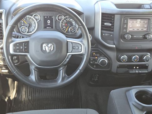 Used 2022 RAM 1500 Big Horn AWD/4WD image 25