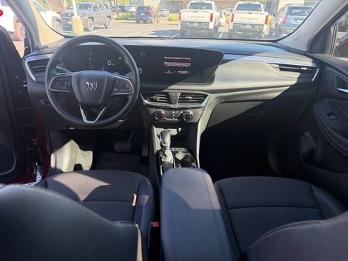 Used 2025 Buick Encore GX Preferred AWD/4WD image 30