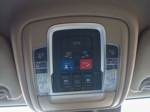 Used 2019 RAM 2500 Limited image 34