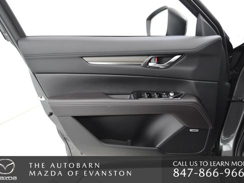 New 2025 MAZDA CX-5 Signature image 28