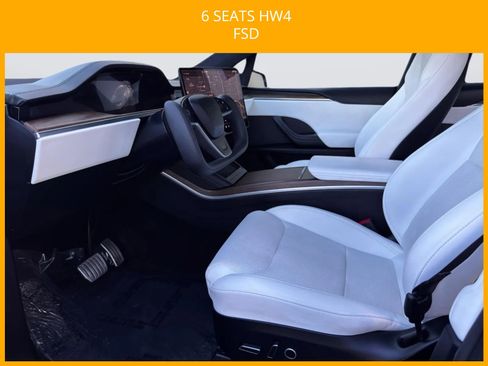 Used 2023 Tesla Model X image 7