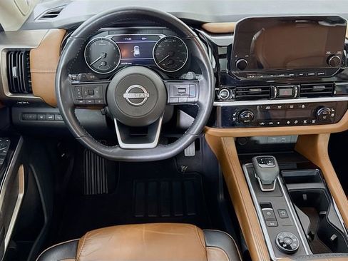 Certified 2022 Nissan Pathfinder Platinum w/ Cargo Package image 25