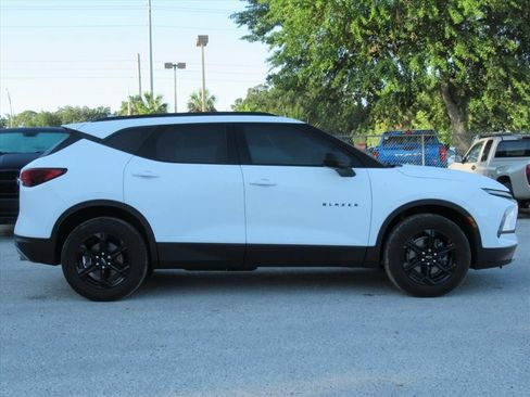 Used 2024 Chevrolet Blazer LT w/ Midnight/Sport Edition FWD image 2