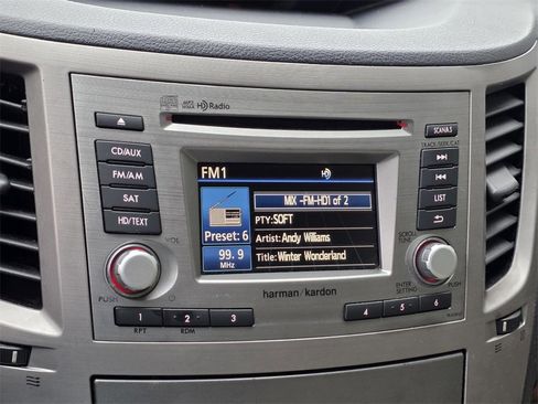 Used 2013 Subaru Outback 3.6R Limited w/ Moonroof Pkg image 17