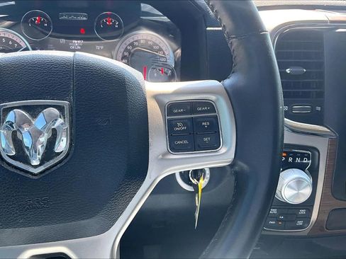 Used 2017 RAM 1500 Laramie AWD/4WD image 19
