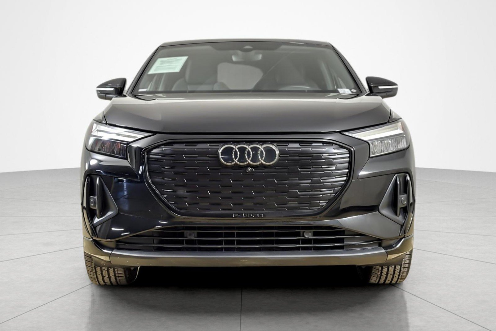 Certified 2023 Audi Q4 e-tron Premium w/ Convenience Package AWD/4WD image 8