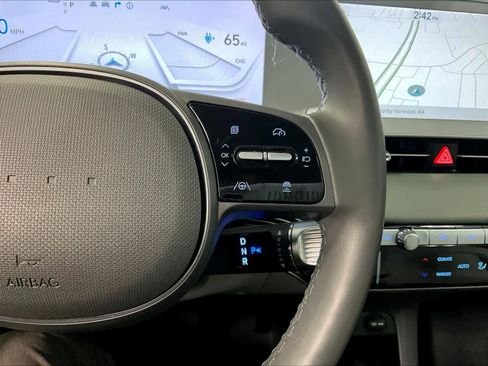 Used 2024 Hyundai Ioniq 5 Limited image 25