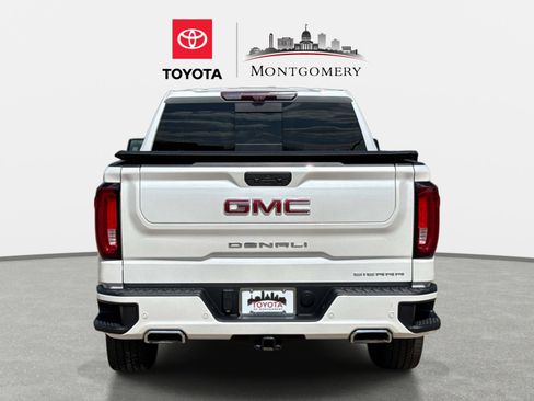 Used 2021 GMC Sierra 1500 Denali w/ Denali Ultimate Package AWD/4WD image 4
