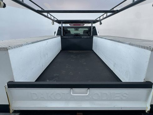 Used 2021 GMC Sierra 3500 4x4 Crew Cab w/ Convenience Package image 22