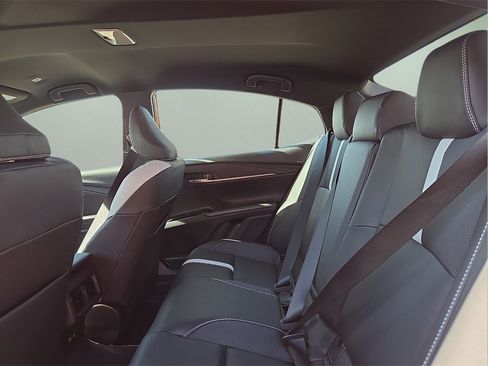 New 2026 Toyota Camry Hybrid image 13