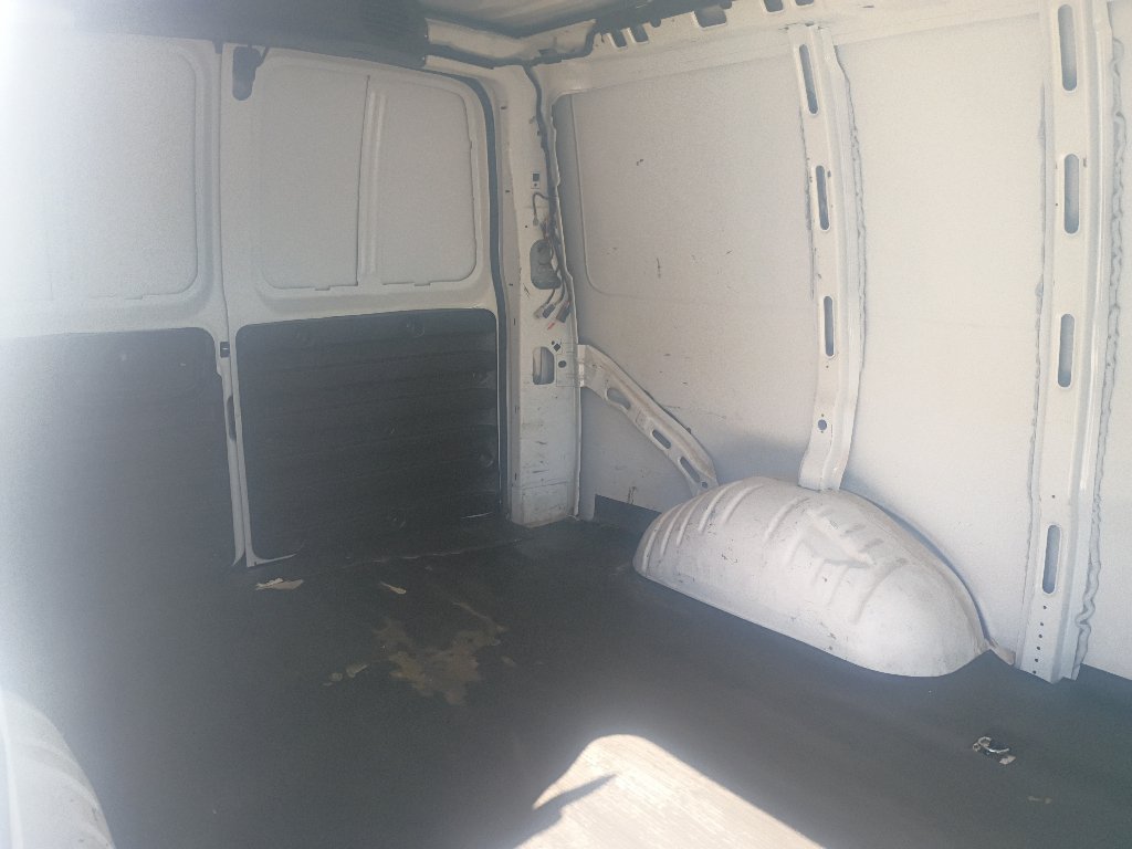 Used 2019 GMC Savana 2500 w/ Communications Package RWD image 10