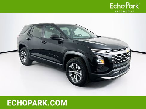 Used 2025 Chevrolet Equinox LT image 1