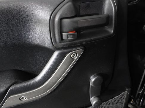 Used 2011 Jeep Wrangler Sport AWD/4WD image 20