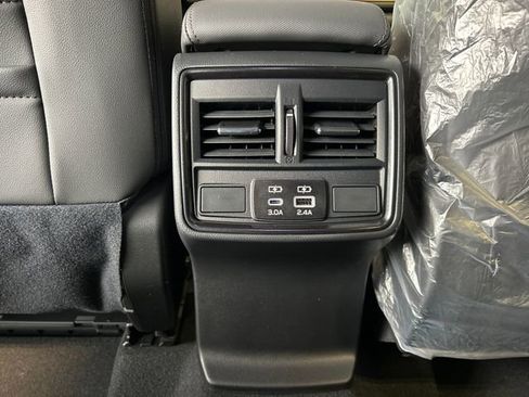 Used 2025 Subaru Forester Sport image 25