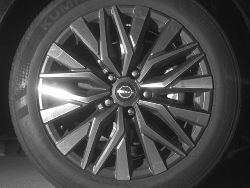 Used 2025 Nissan Altima 2.5 SV image 13