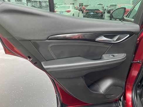 Used 2021 Buick Envision Preferred AWD/4WD image 21