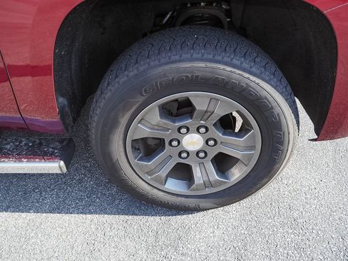 Used 2016 Chevrolet Suburban LT AWD/4WD image 7