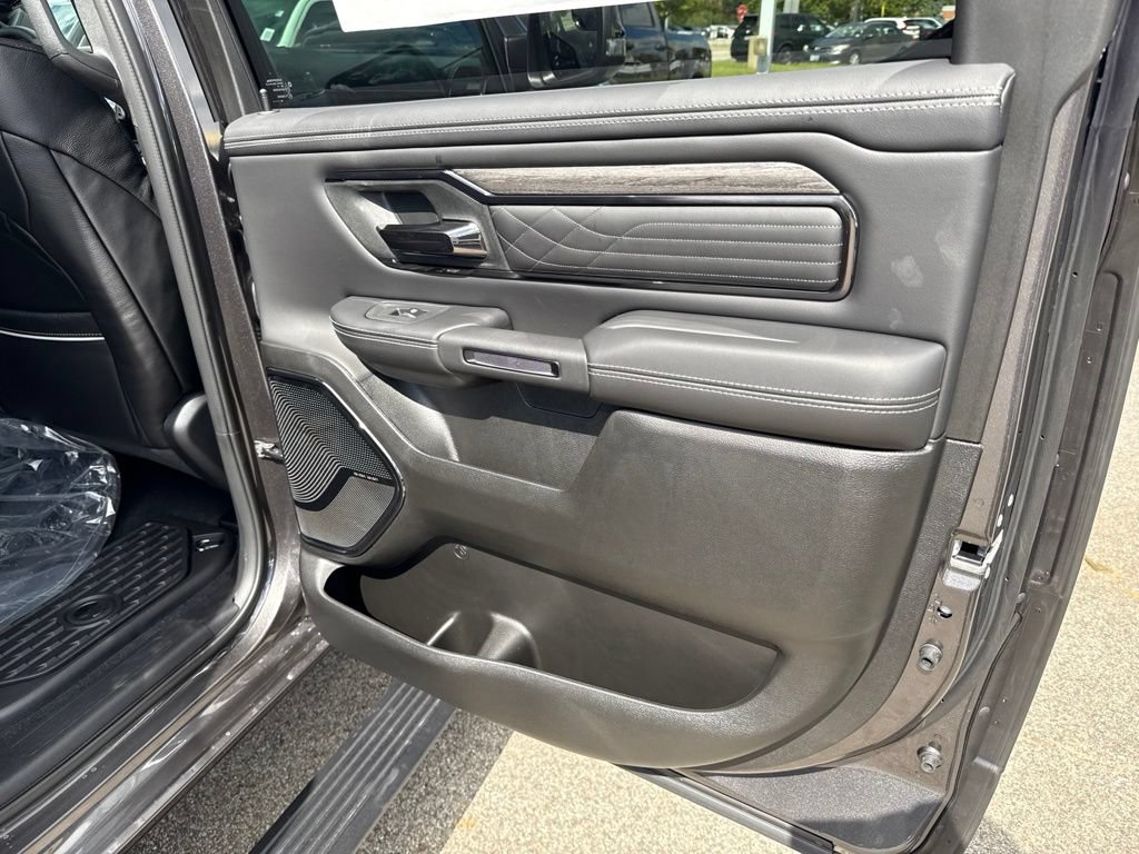 New 2027 RAM 1500 Limited AWD/4WD image 26