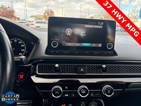 Used 2023 Honda Civic Sport image 19