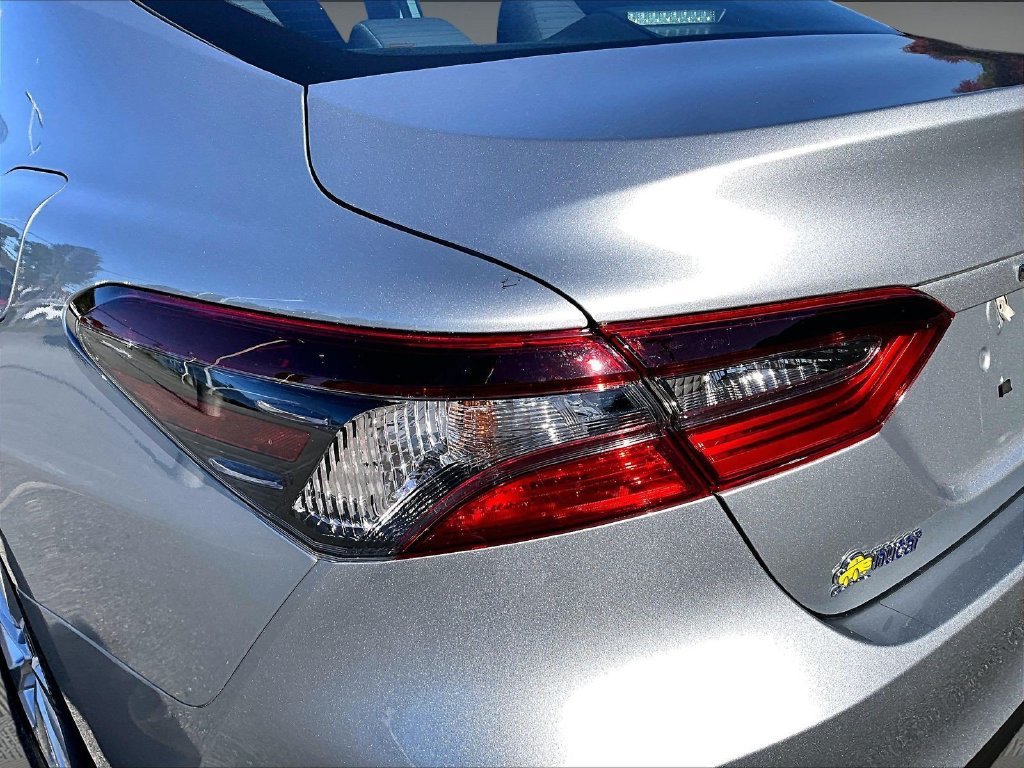 Used 2024 Toyota Camry LE AWD/4WD image 33