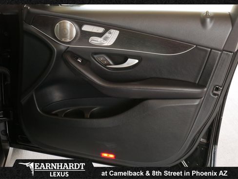 Used 2021 Mercedes-Benz GLC 300 4MATIC image 12