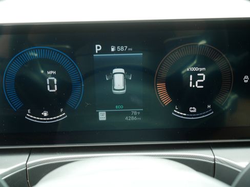 Certified 2026 Hyundai Santa Fe SE AWD/4WD image 27