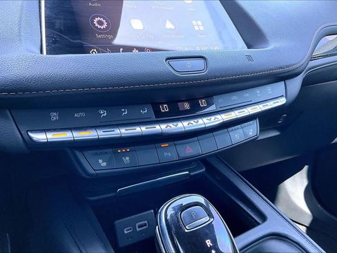Used 2020 Cadillac XT4 Sport FWD image 35