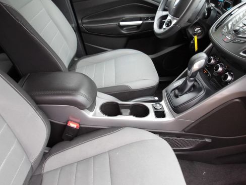 Used 2016 Ford Escape SE AWD/4WD image 19