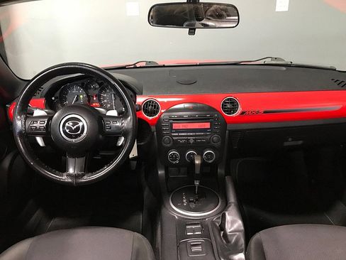 Used 2014 MAZDA MX-5 Miata Club image 23