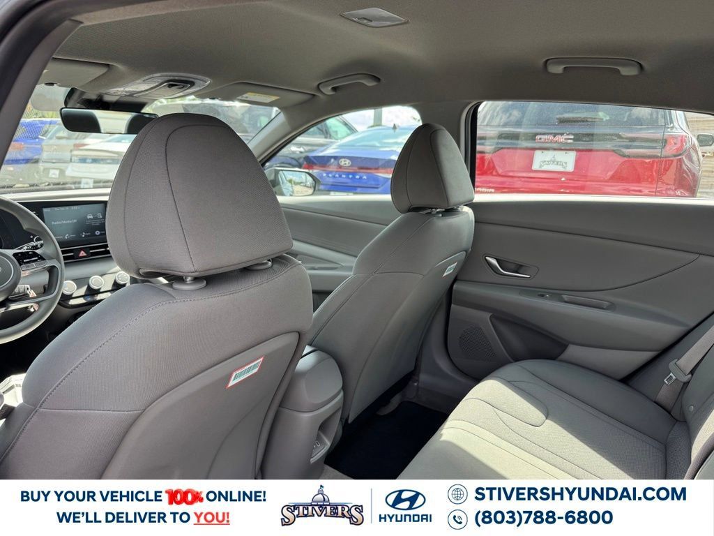Certified 2026 Hyundai Elantra SE FWD image 20