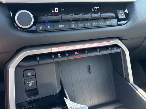 New 2026 Toyota Tundra Limited AWD/4WD image 14