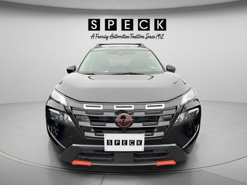 Used 2025 Nissan Rogue SV image 8