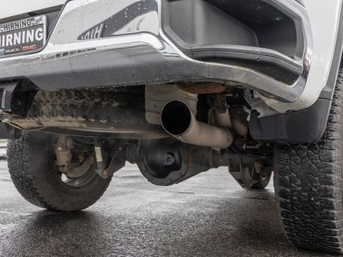 Used 2021 Chevrolet Silverado 2500 LT image 25