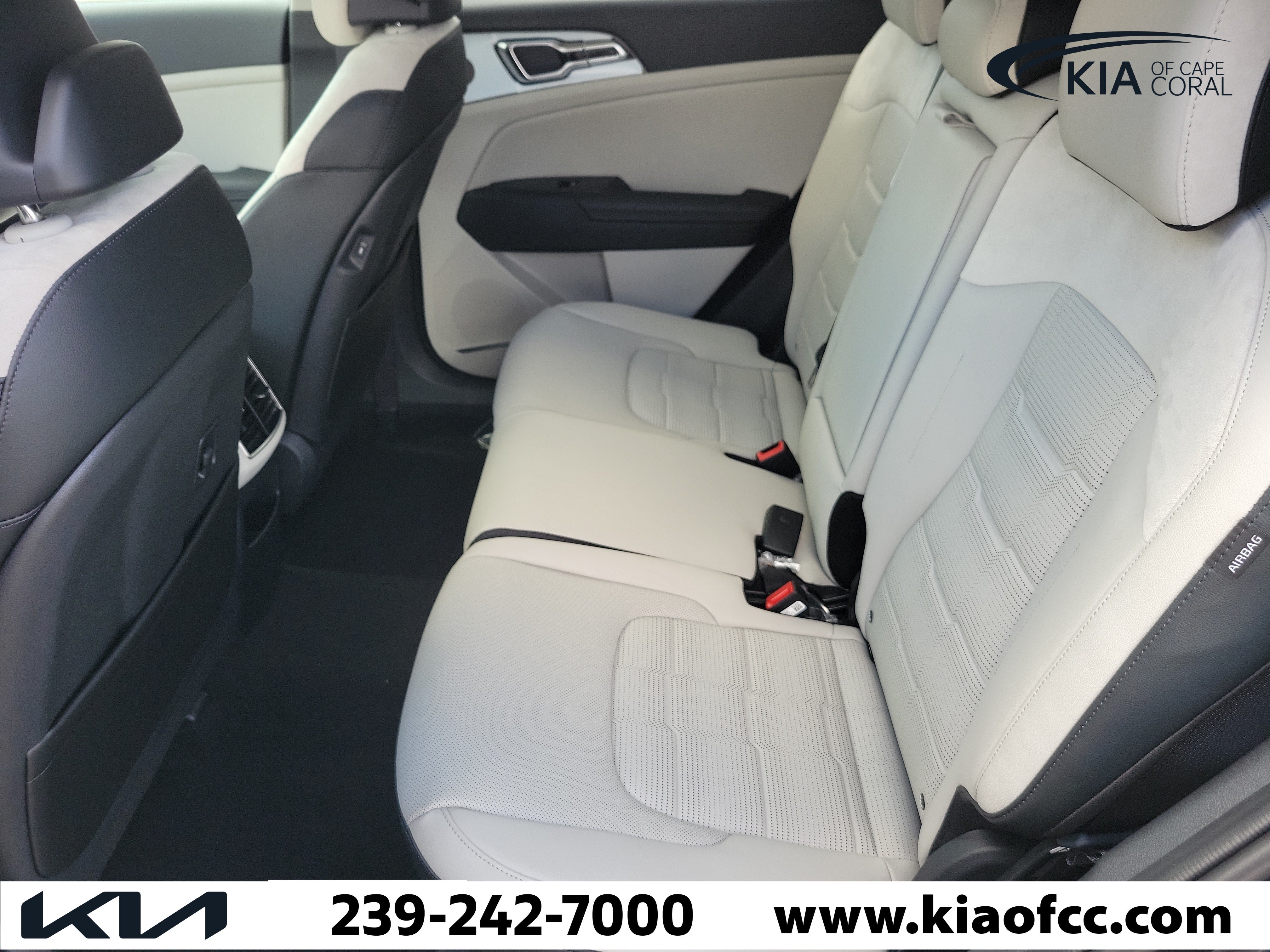 New 2027 Kia Sportage SX FWD image 13