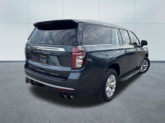 Used 2021 Chevrolet Suburban Premier w/ Premium Package AWD/4WD video 4