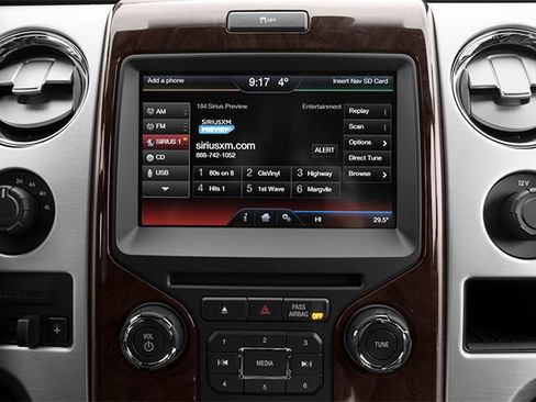 Used 2014 Ford F150 Platinum RWD image 9