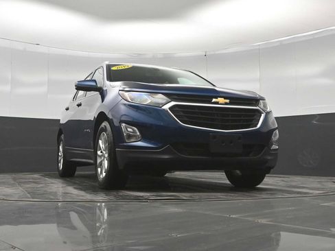 Used 2019 Chevrolet Equinox LT w/ Sun & Navigation Package AWD/4WD image 26