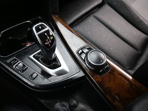 Used 2016 BMW 328i Gran Turismo xDrive image 16