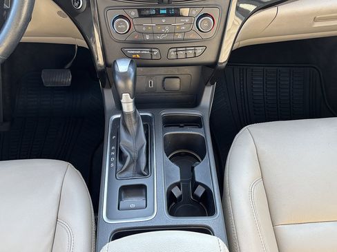 Used 2017 Ford Escape Titanium w/ Canadian Touring Package AWD/4WD image 24