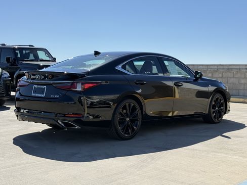Used 2022 Lexus ES 350 F Sport FWD image 12