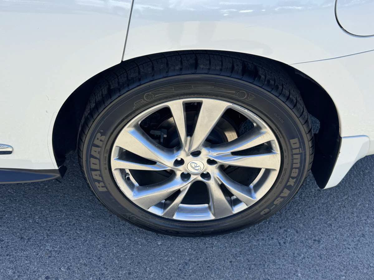 Used 2015 INFINITI QX60 Luxe w/ Deluxe Touring Package AWD/4WD image 44