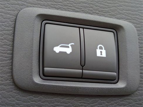 New 2025 Mitsubishi Outlander SEL image 19