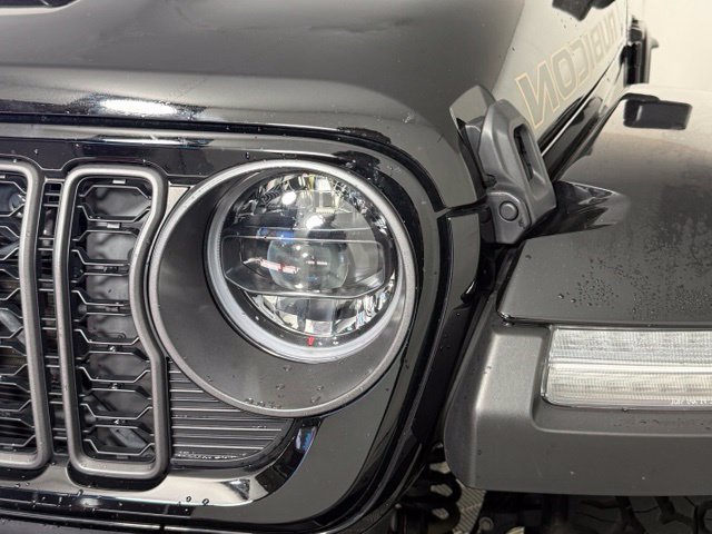 Used 2024 Jeep Wrangler Unlimited Rubicon 392 AWD/4WD image 12